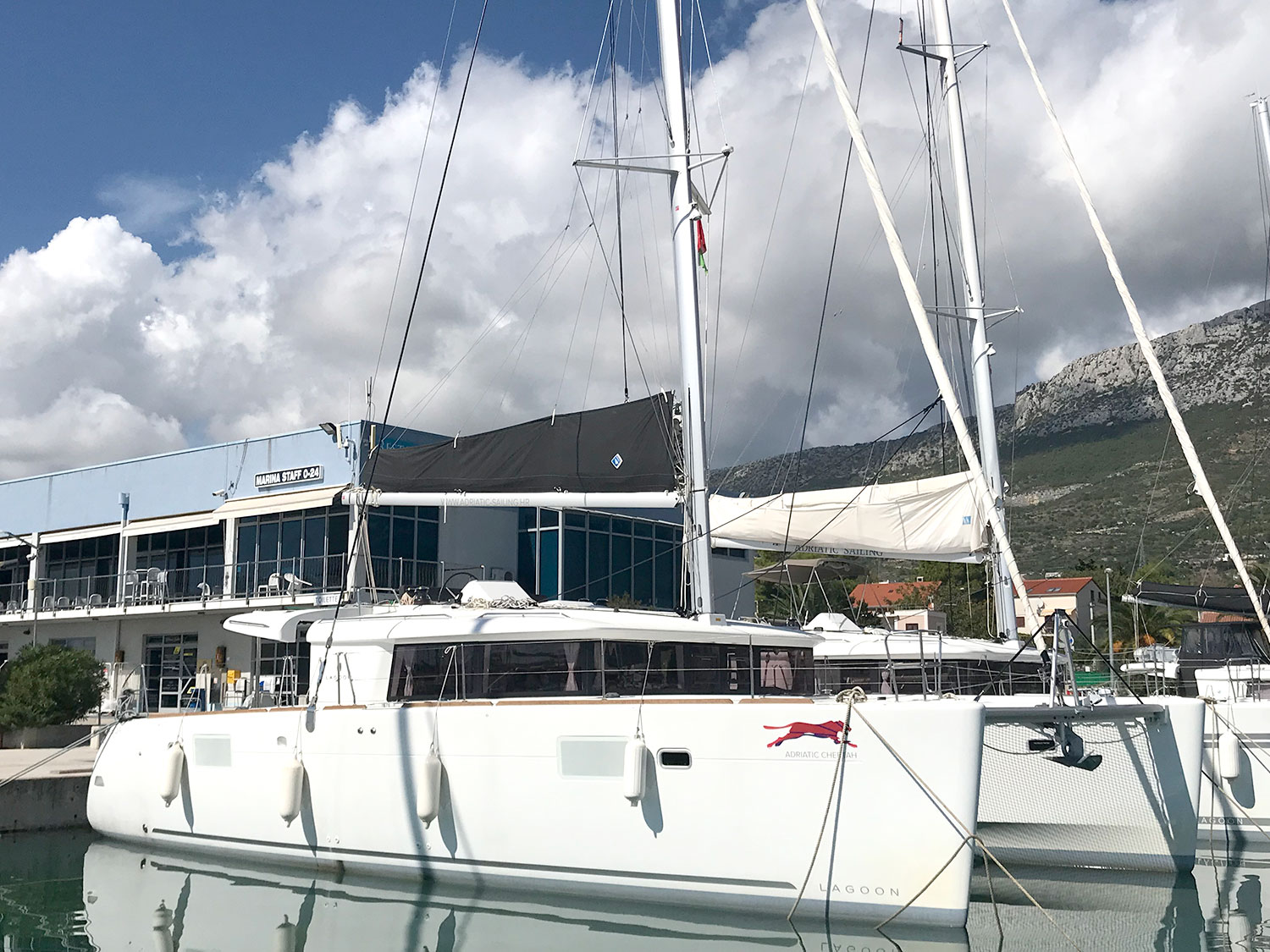 صور Lagoon 450  Flybridge 11