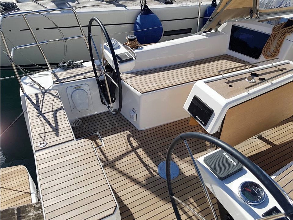 foto Dufour 360 Grand Large 5