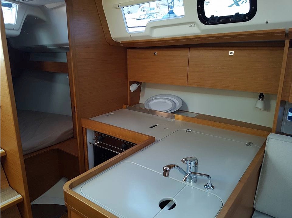 foto Dufour 360 Grand Large 11