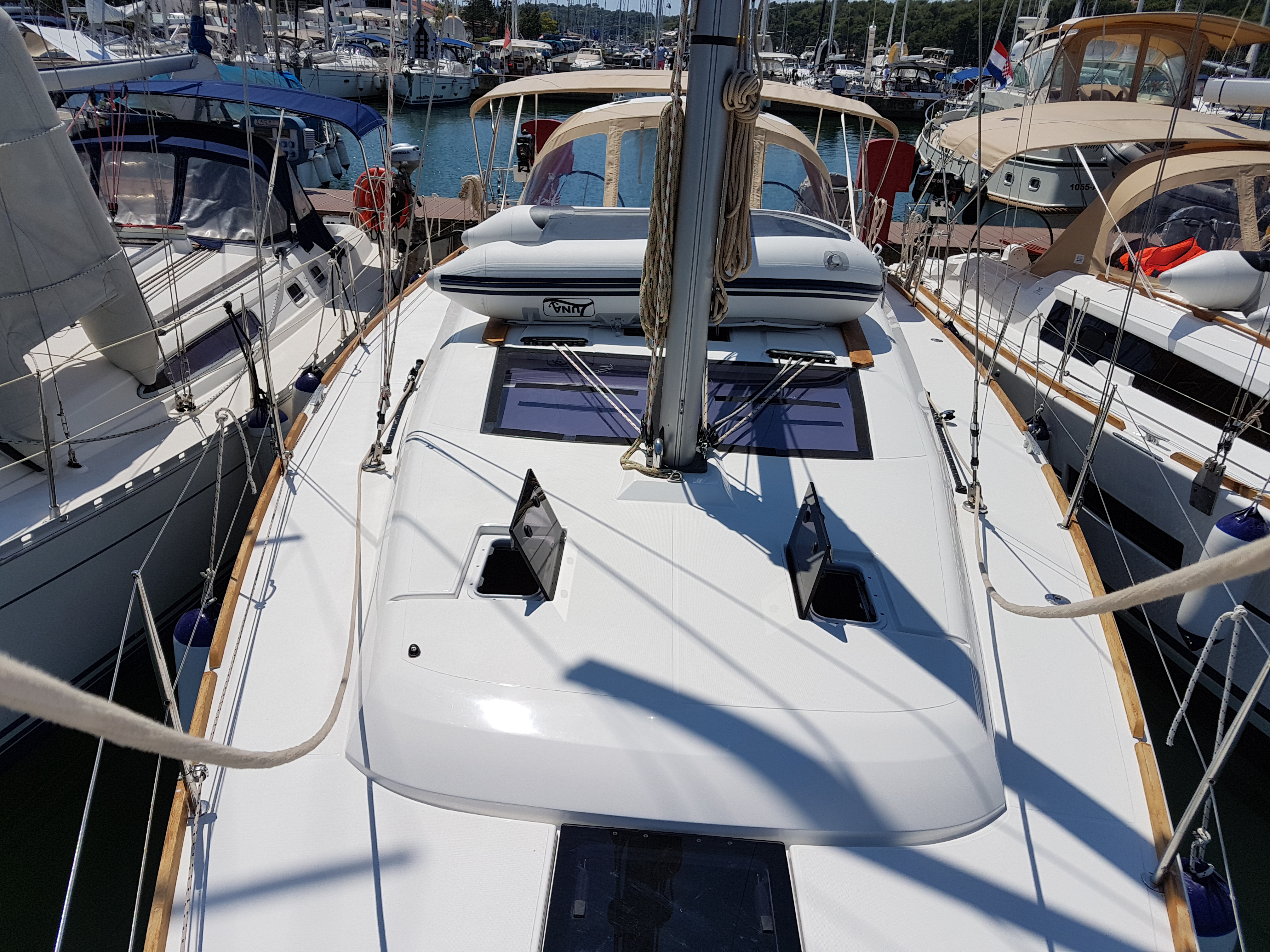 Foto Dufour 412 Grand large 7