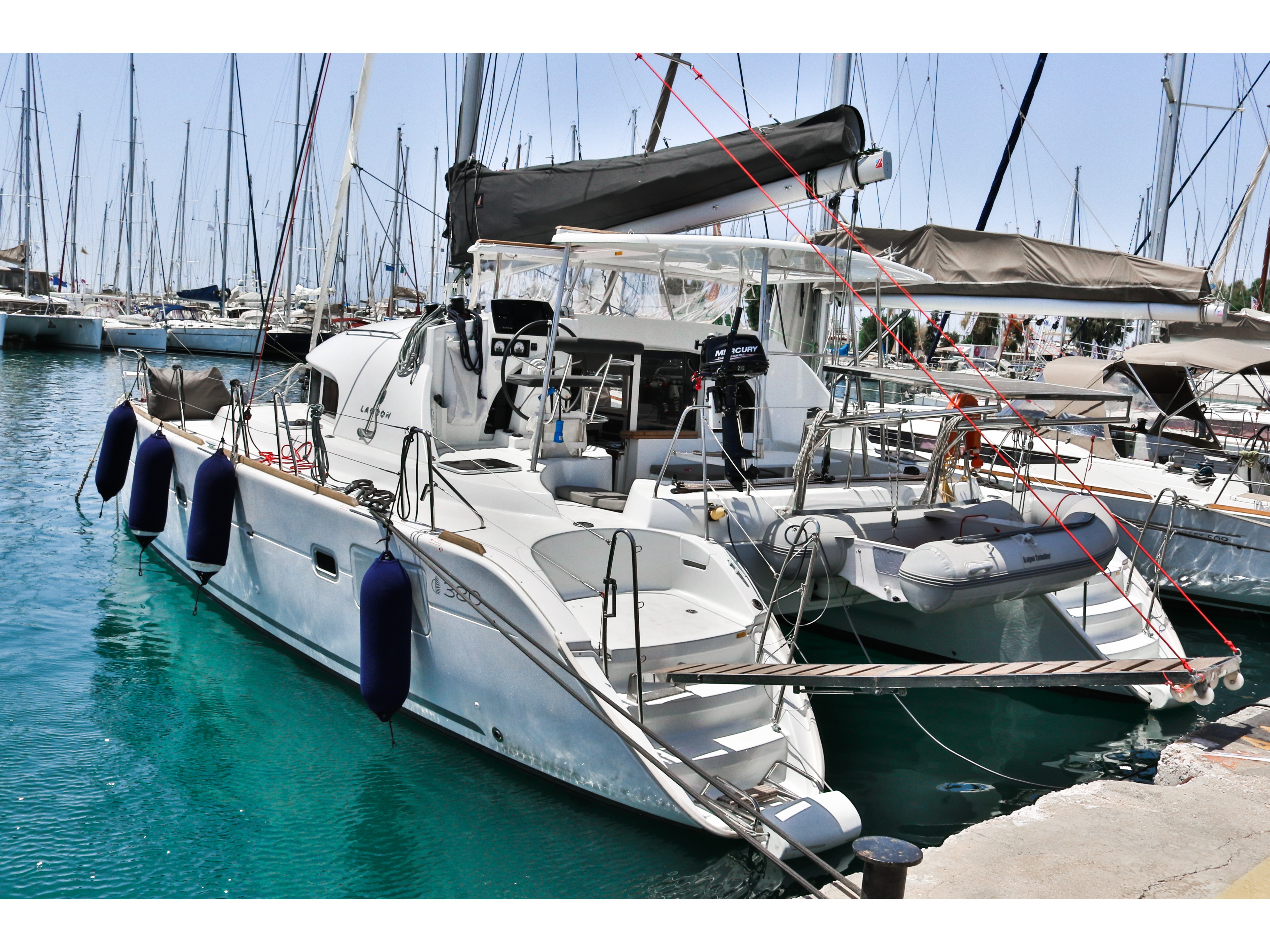 фото Lagoon 380 1