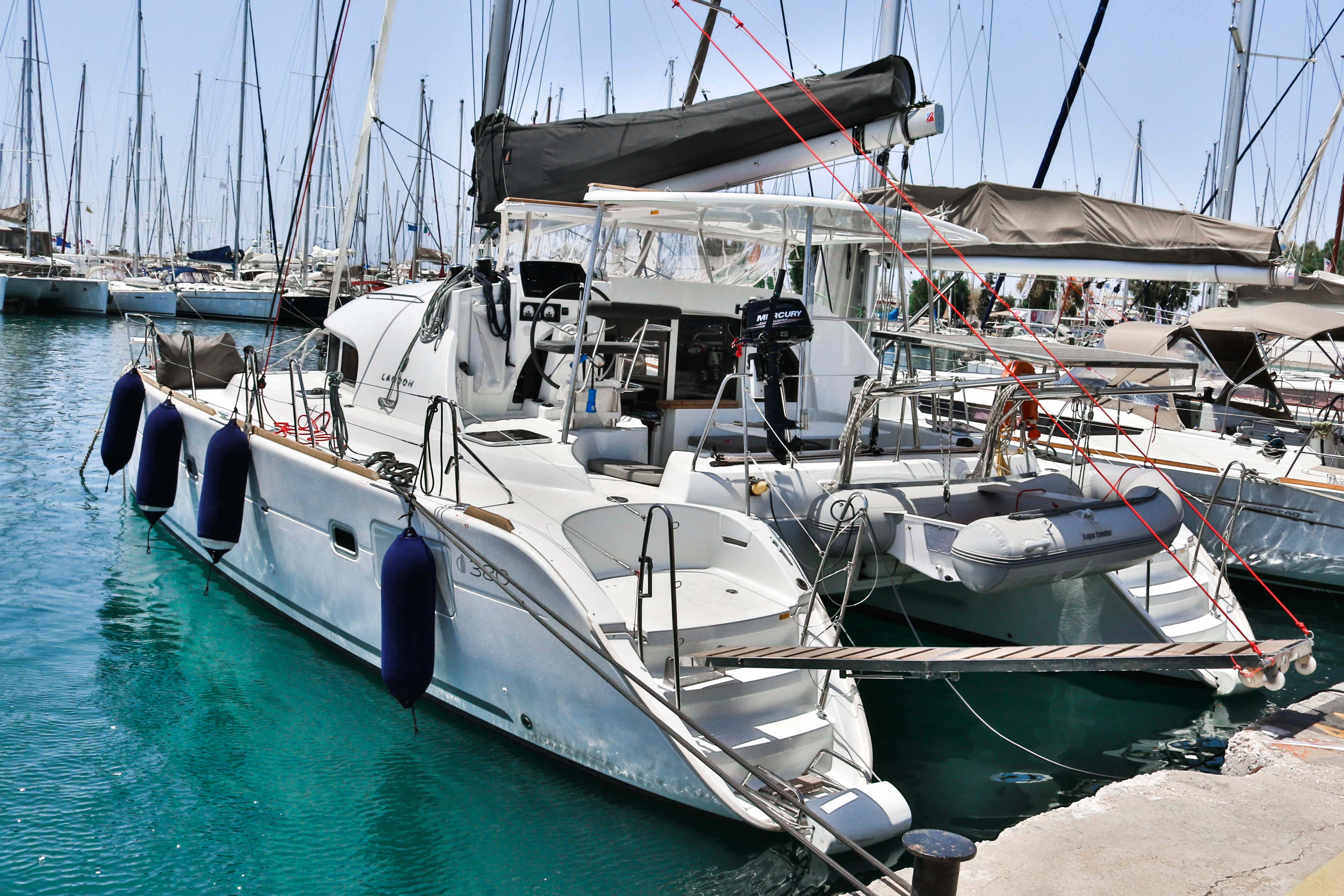 фото Lagoon 380 11