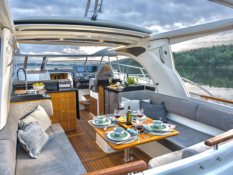 M/Y - Marex 360 Cabriolet Cruiser - 2 Cabins - Built 2022
