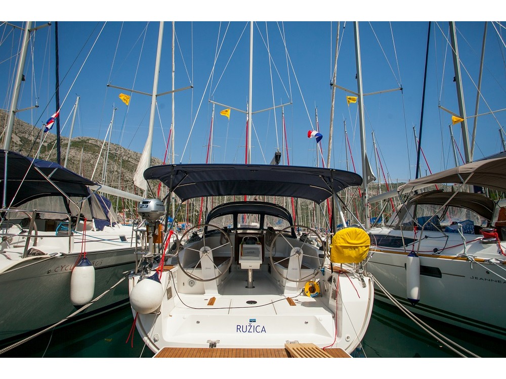 foto Bavaria Cruiser 41 1