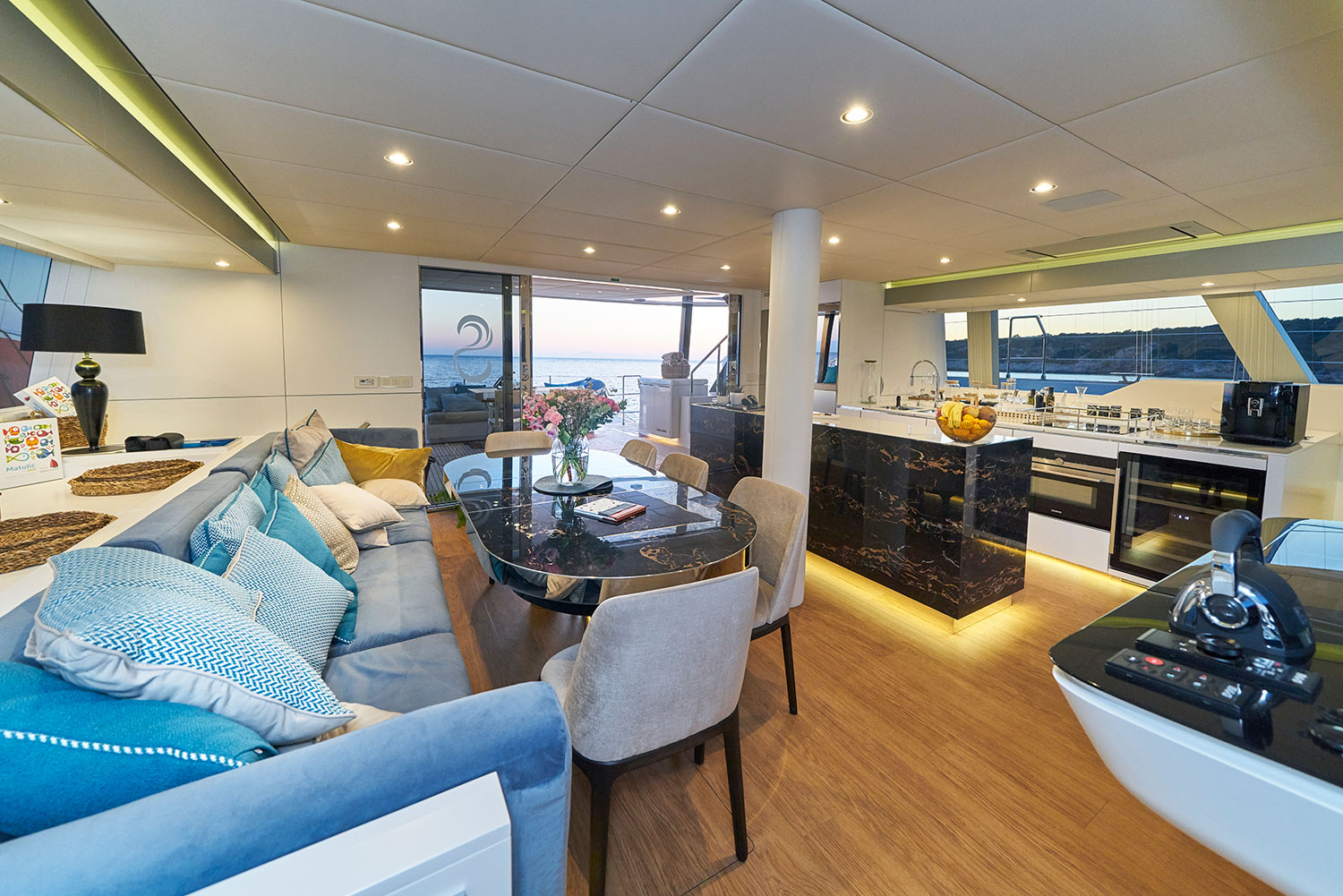 фото Sunreef 60 24