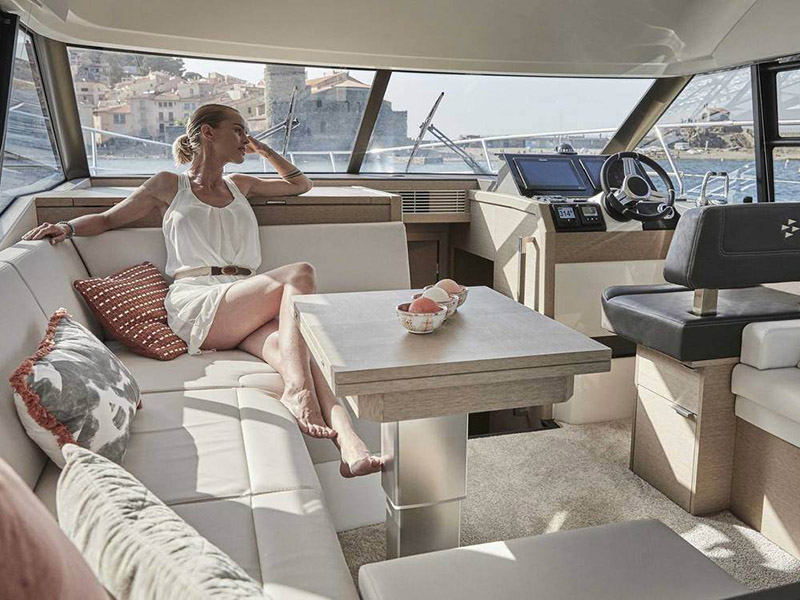 - Prestige 420 Fly - 2 Cabins - Built 2022