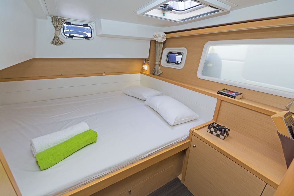 фото Lagoon 39 7