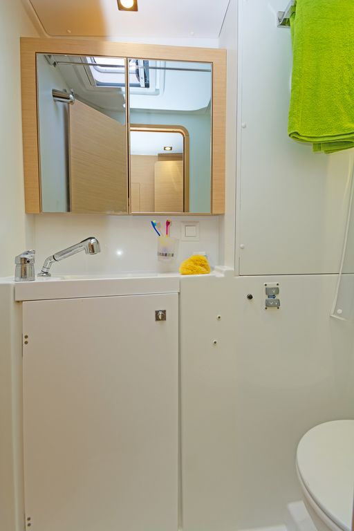 фото Lagoon 39 11