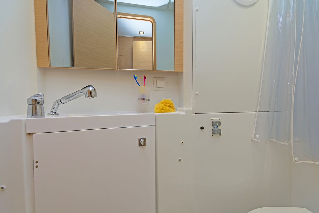 фото Lagoon 39 12