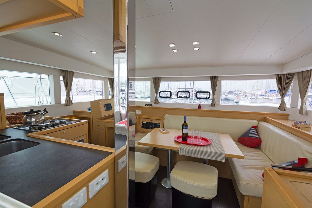 фото Lagoon 39 27