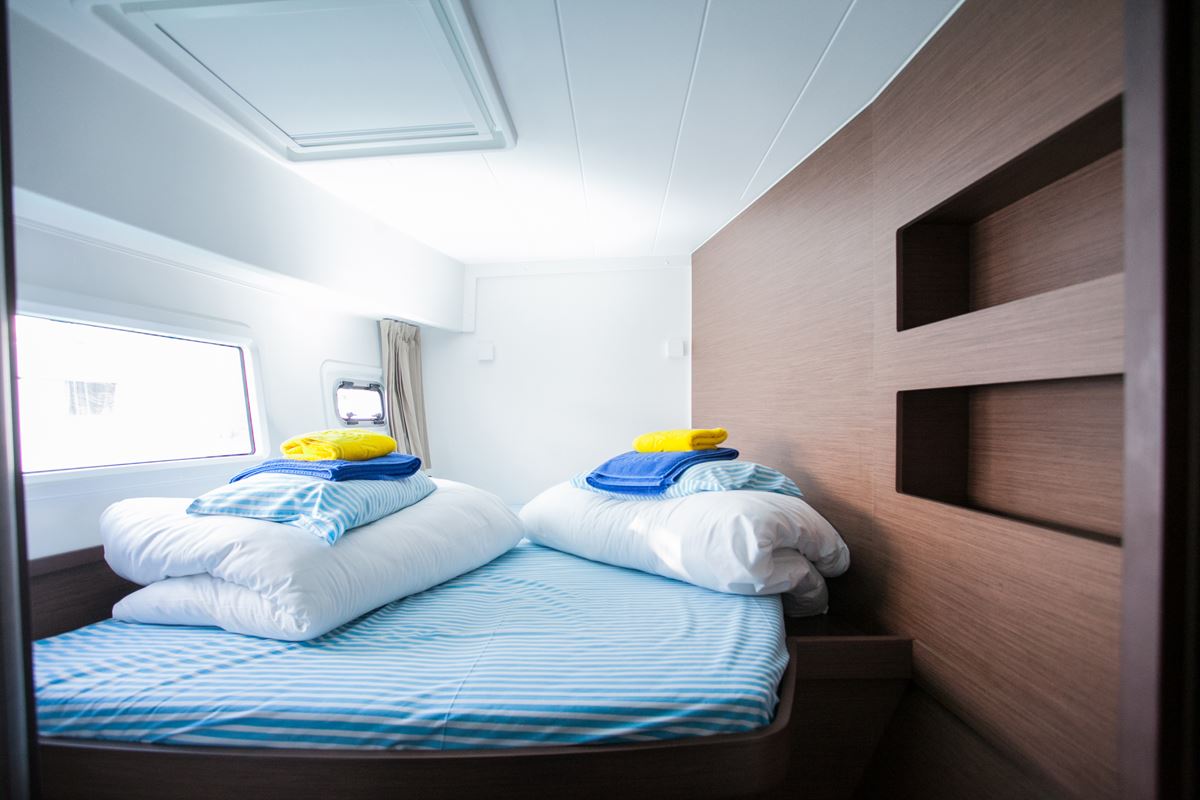 фото Lagoon 42 17