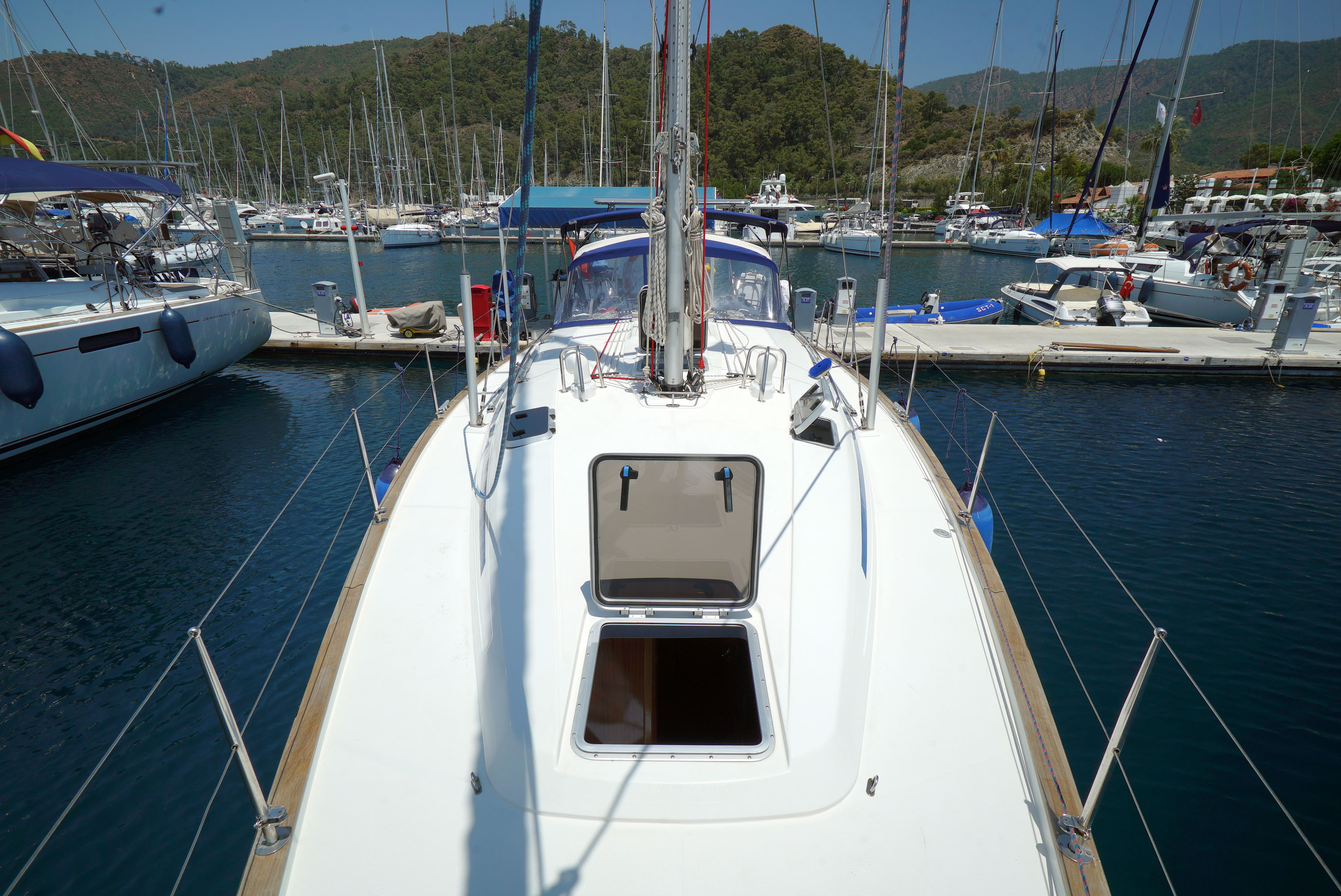 صور Bavaria 42 14