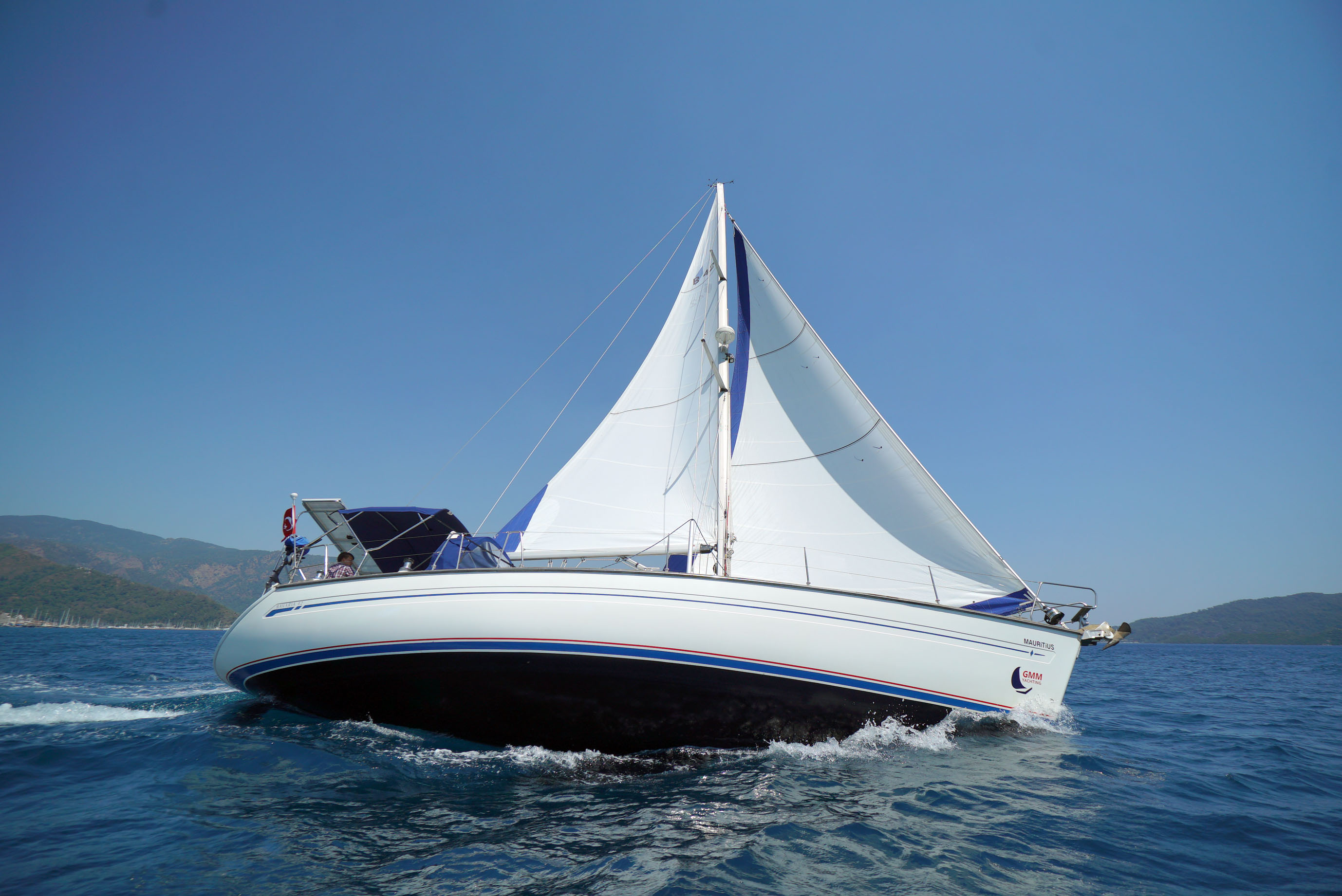 صور Bavaria 42 17