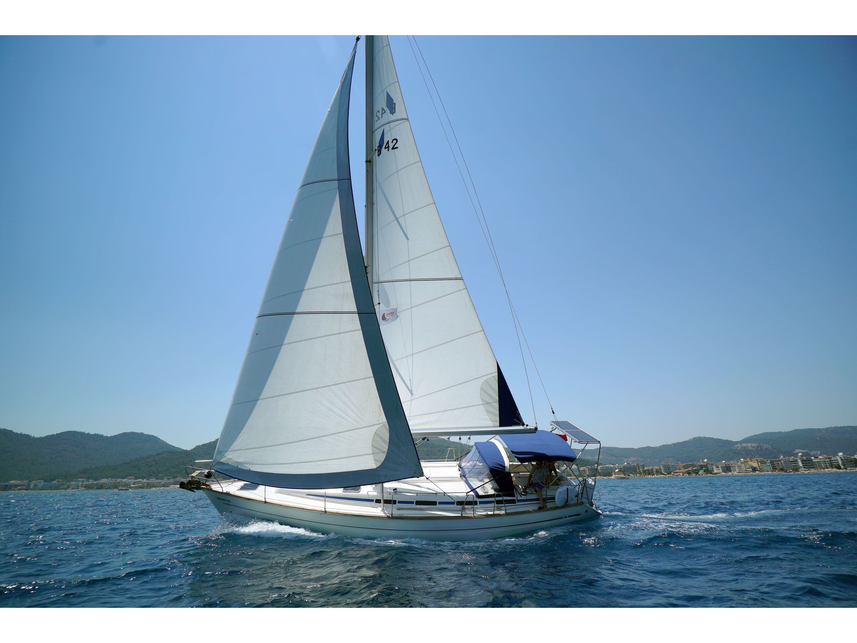 صور Bavaria 42 22