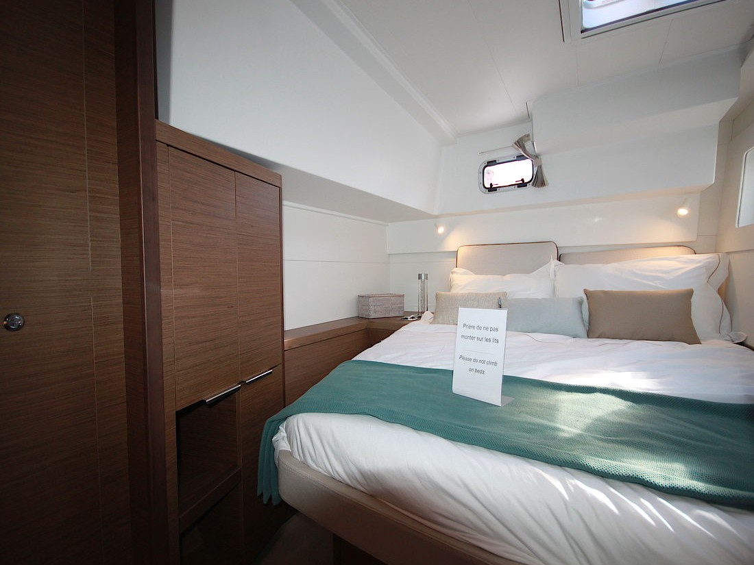 фото Lagoon 40 3