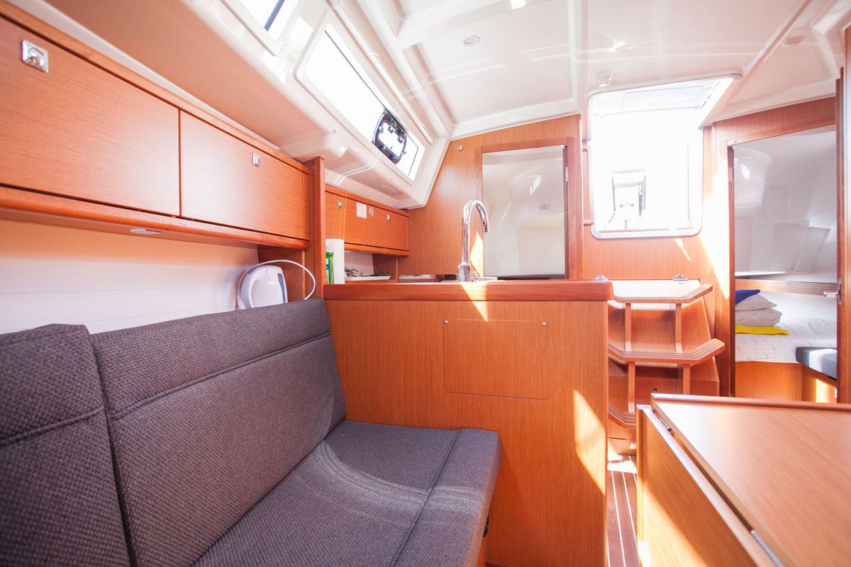 foto Bavaria Cruiser 34 2