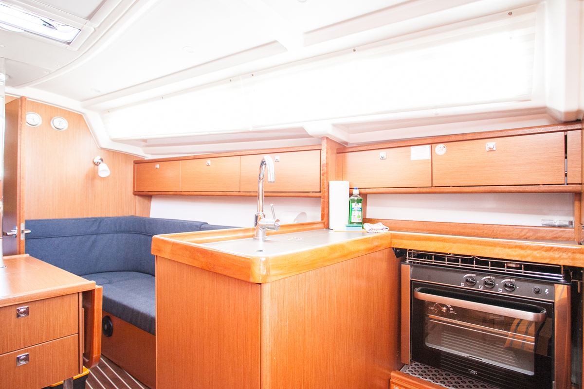 照片 Bavaria Cruiser 34 11