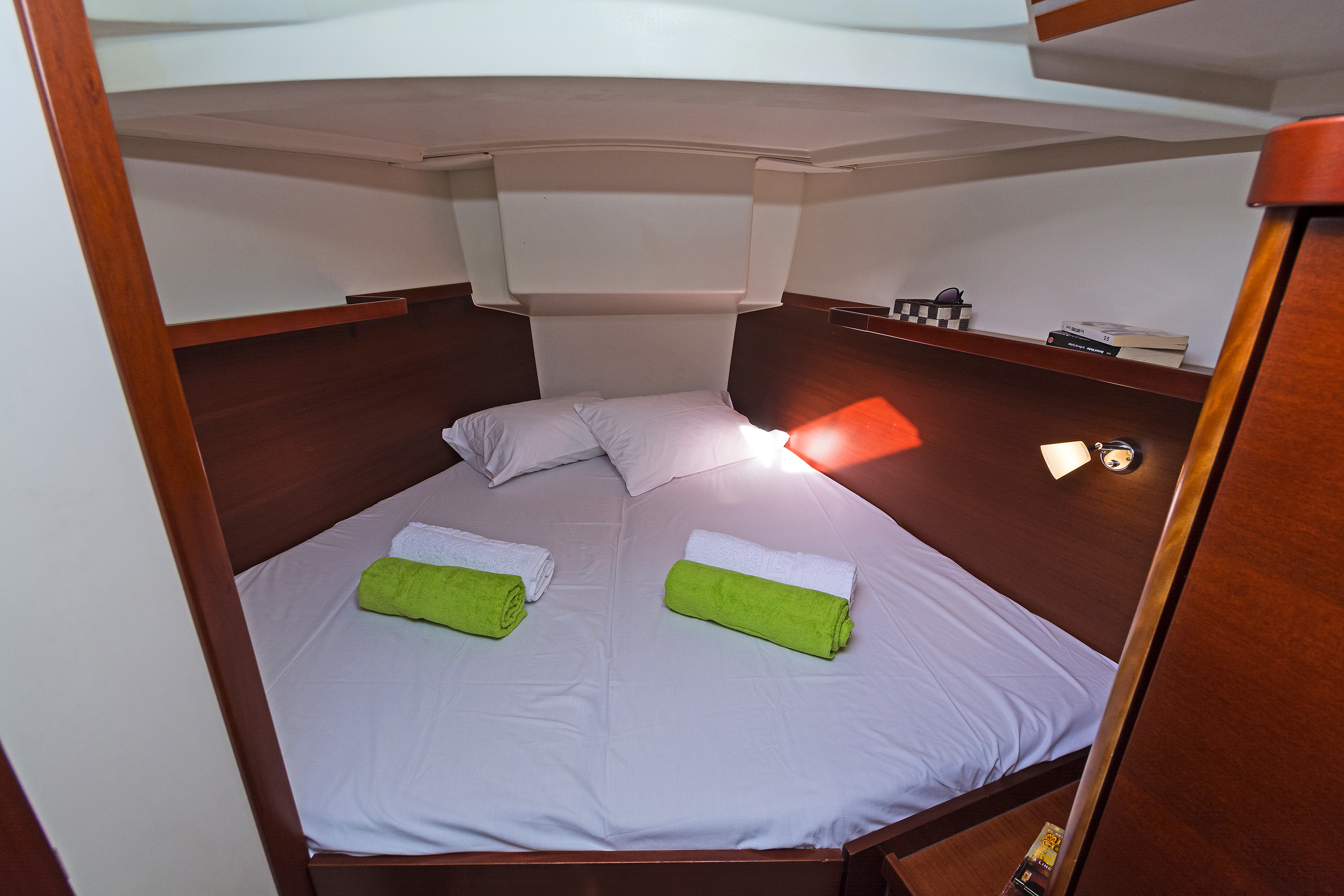 фото Hanse 430e 4