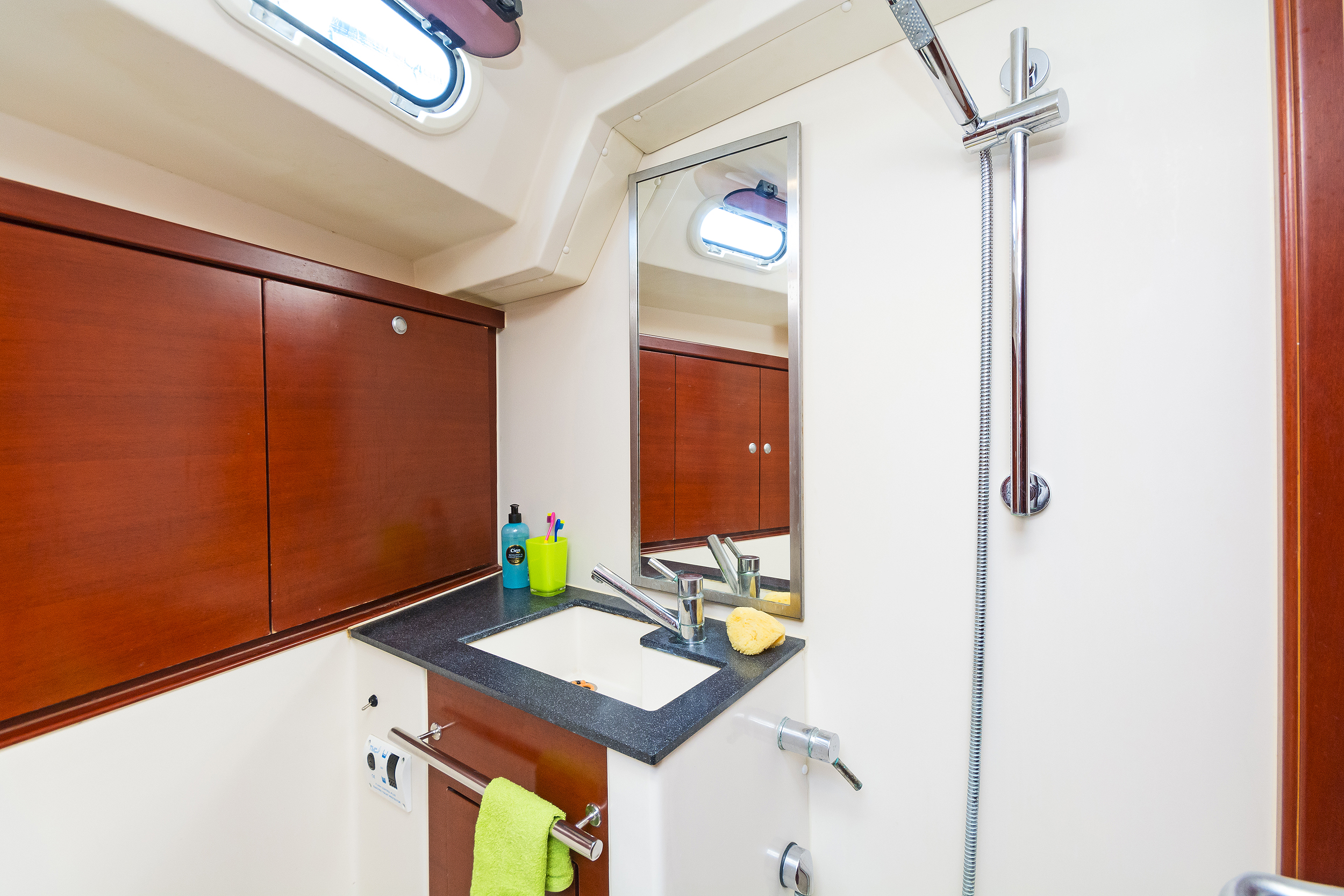 фото Hanse 430e 5