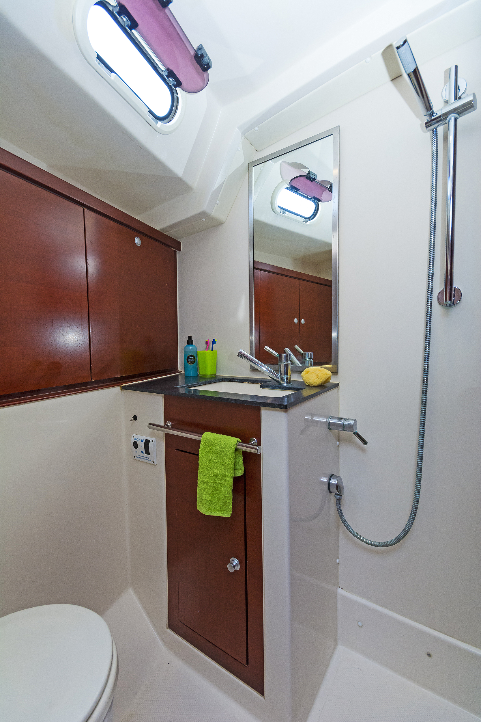 фото Hanse 430e 6