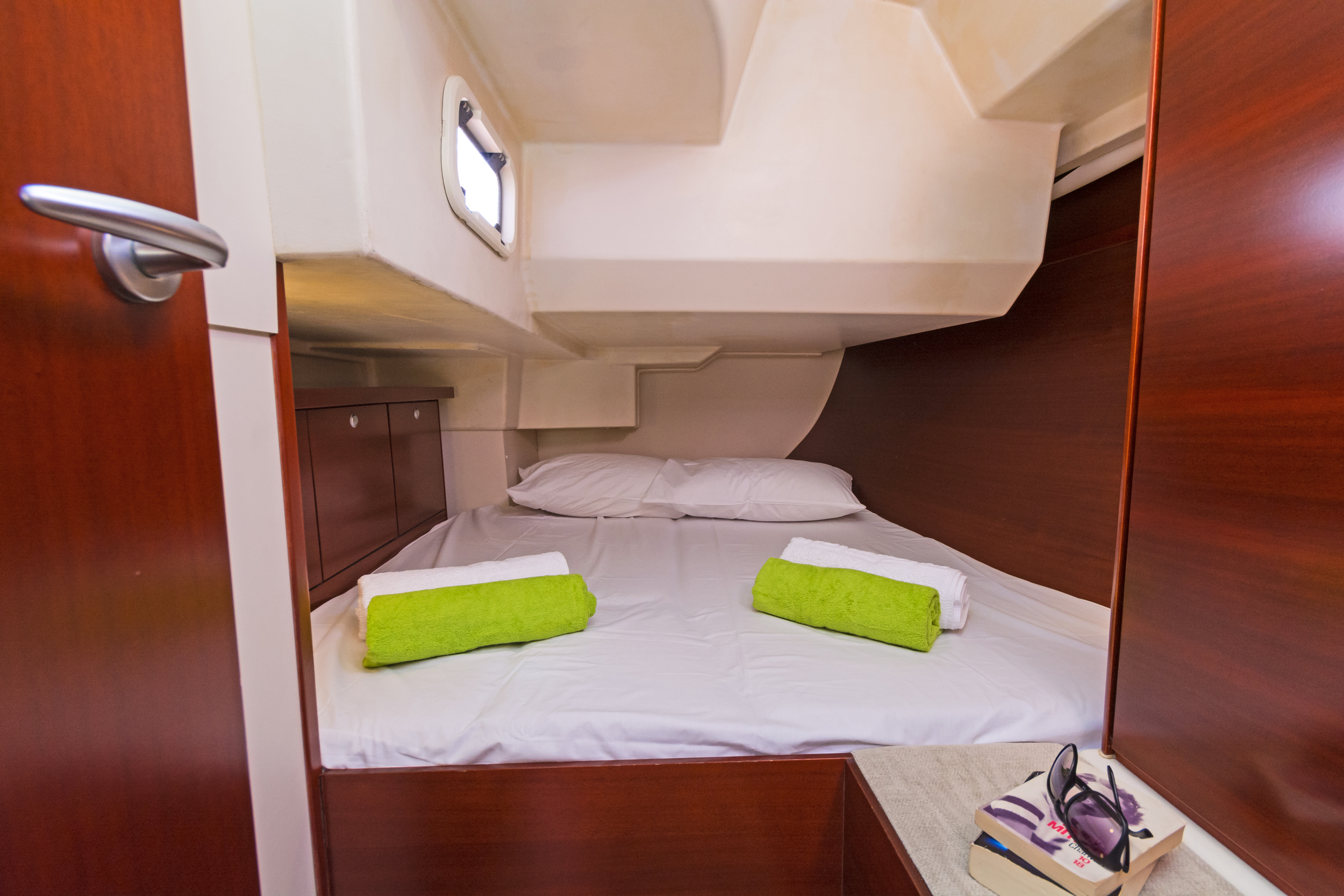 фото Hanse 430e 9