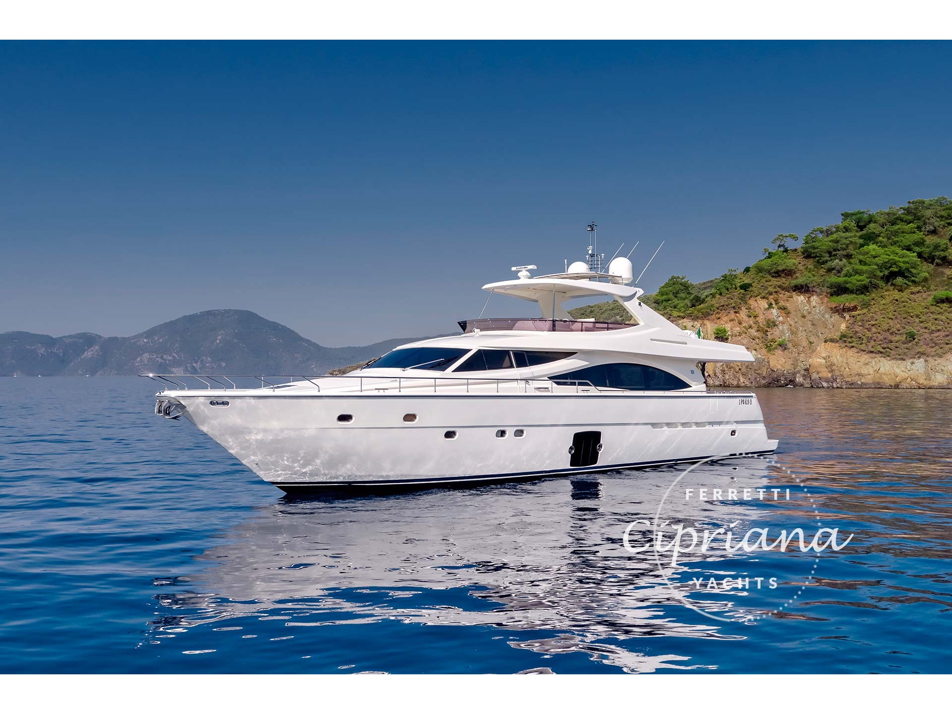 صور Ferretti 80 1