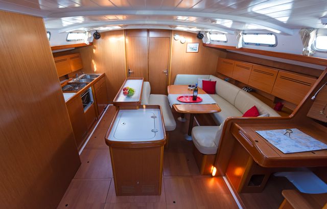 صور Cyclades 50.5 6