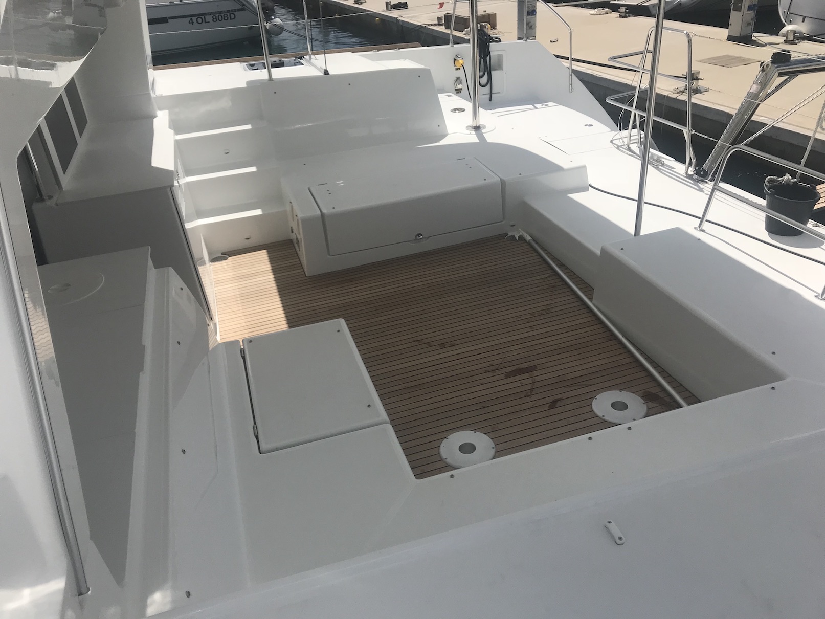 foto Lagoon 450  Flybridge 13