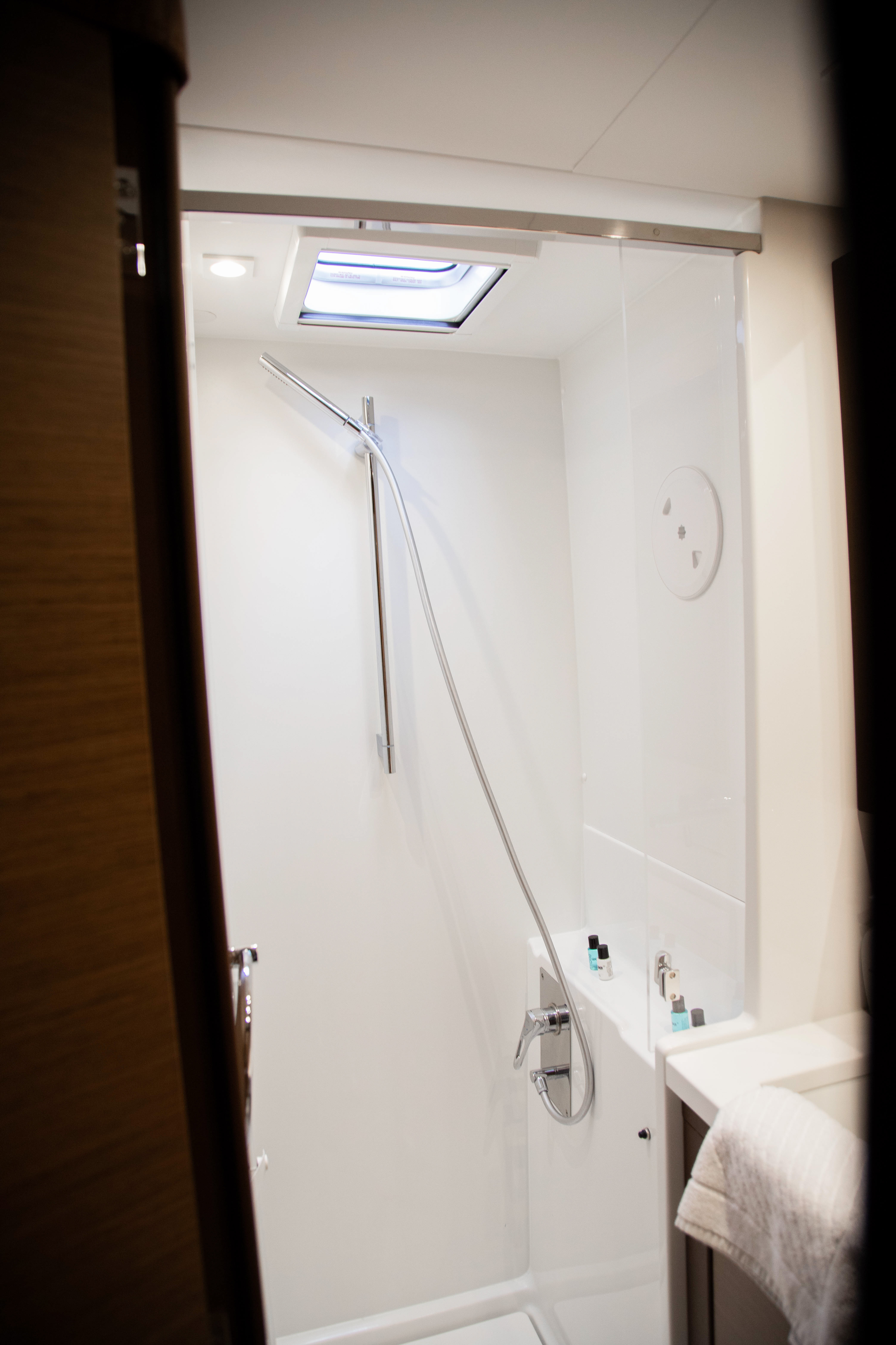 Foto Lagoon 450 Sport 9