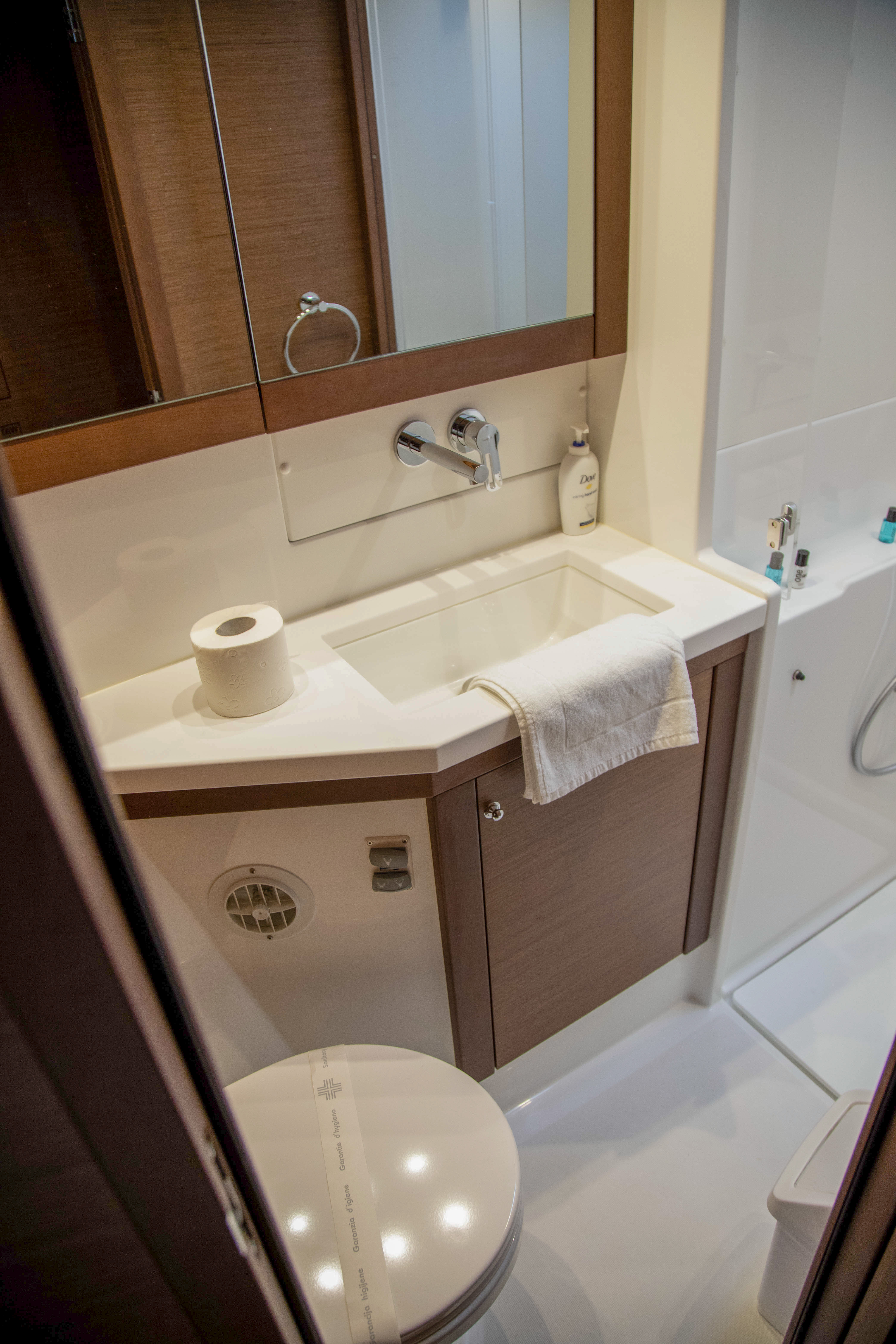 Foto Lagoon 450 Sport 12