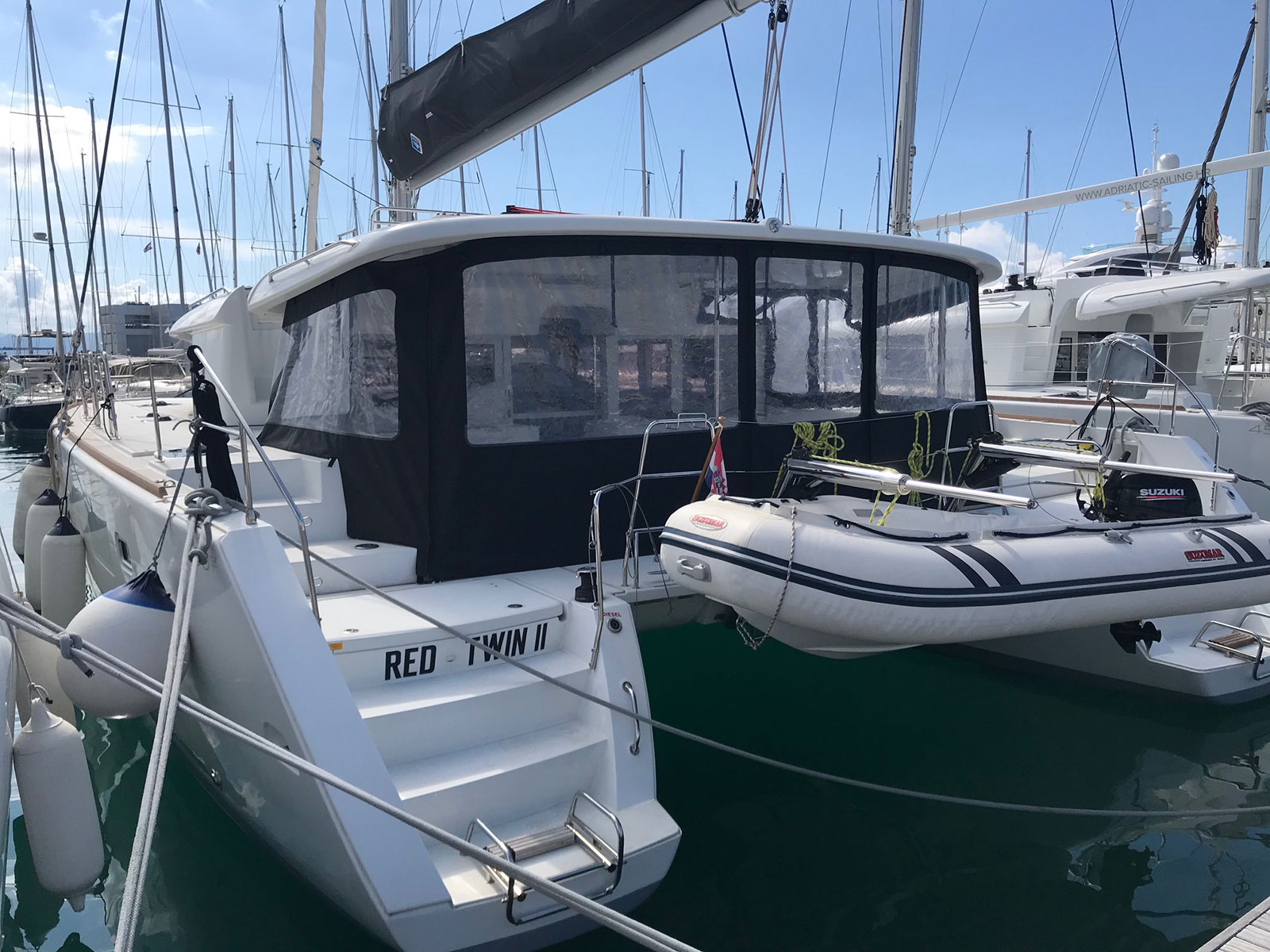 foto Lagoon 450  Flybridge 9