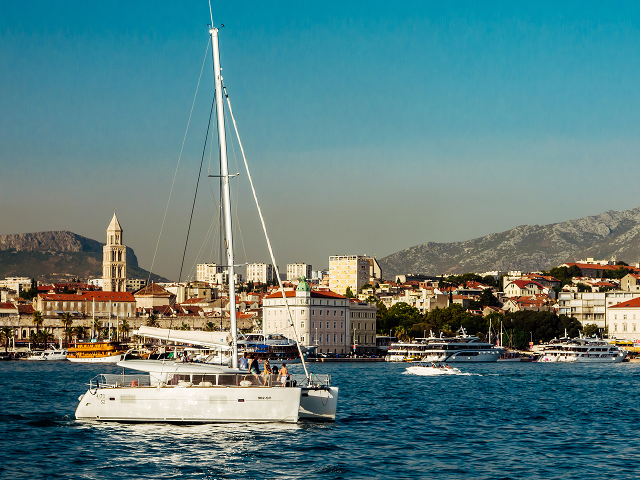 foto Lagoon 400 S2 1