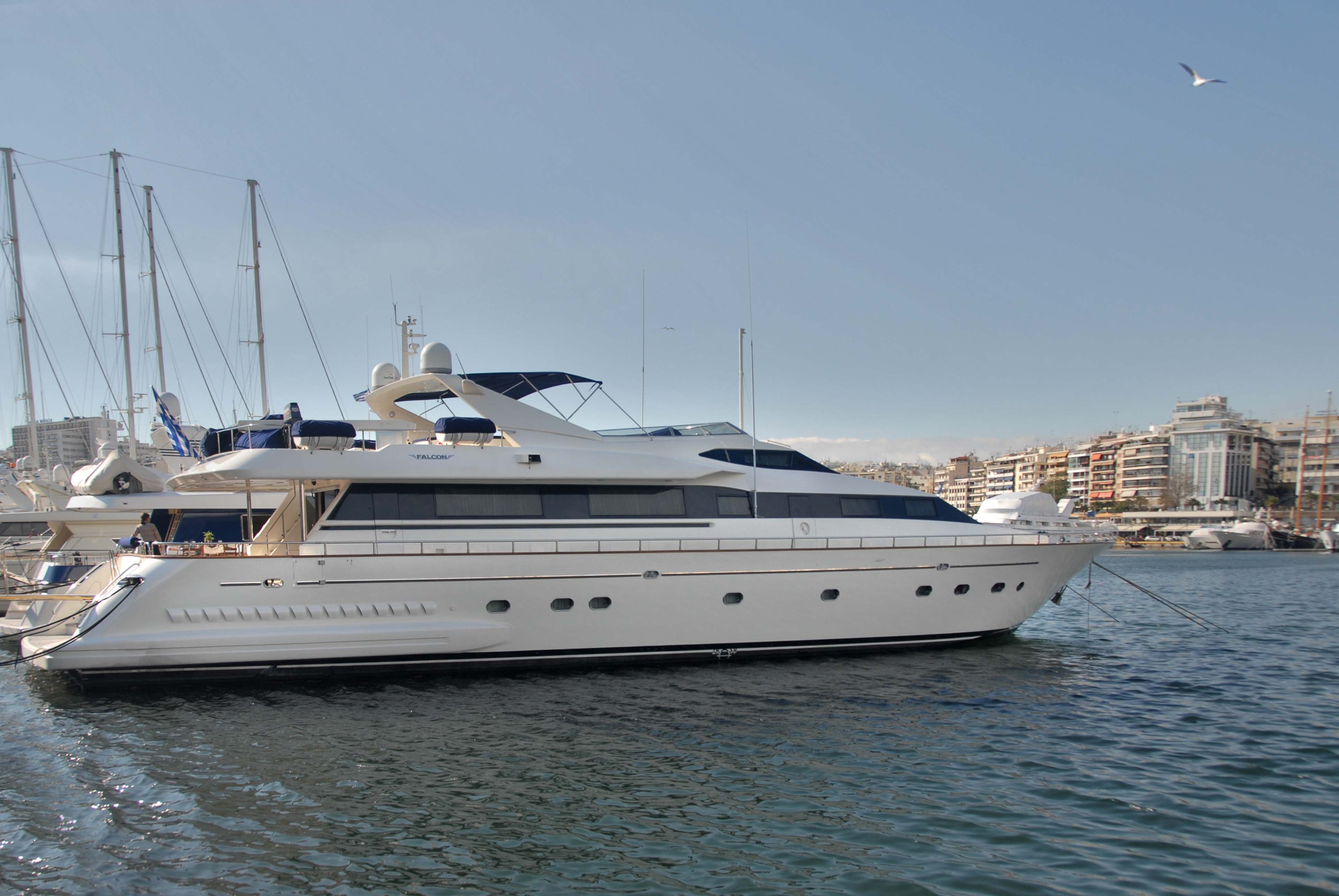 фото Falcon 100 10