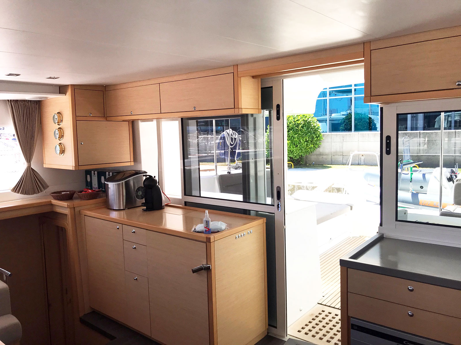 foto Lagoon 450  Flybridge 16