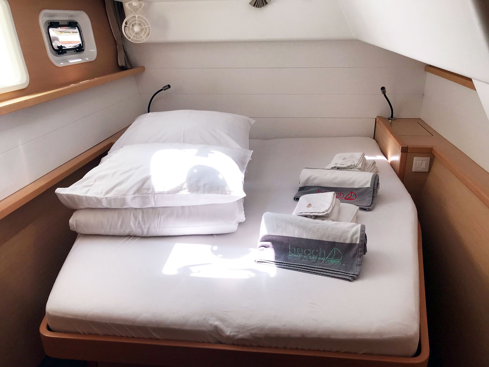 foto Lagoon 450  Flybridge 17