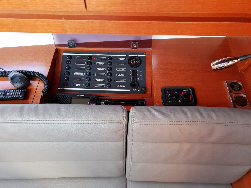 foto Dufour 382 Grand Large 22