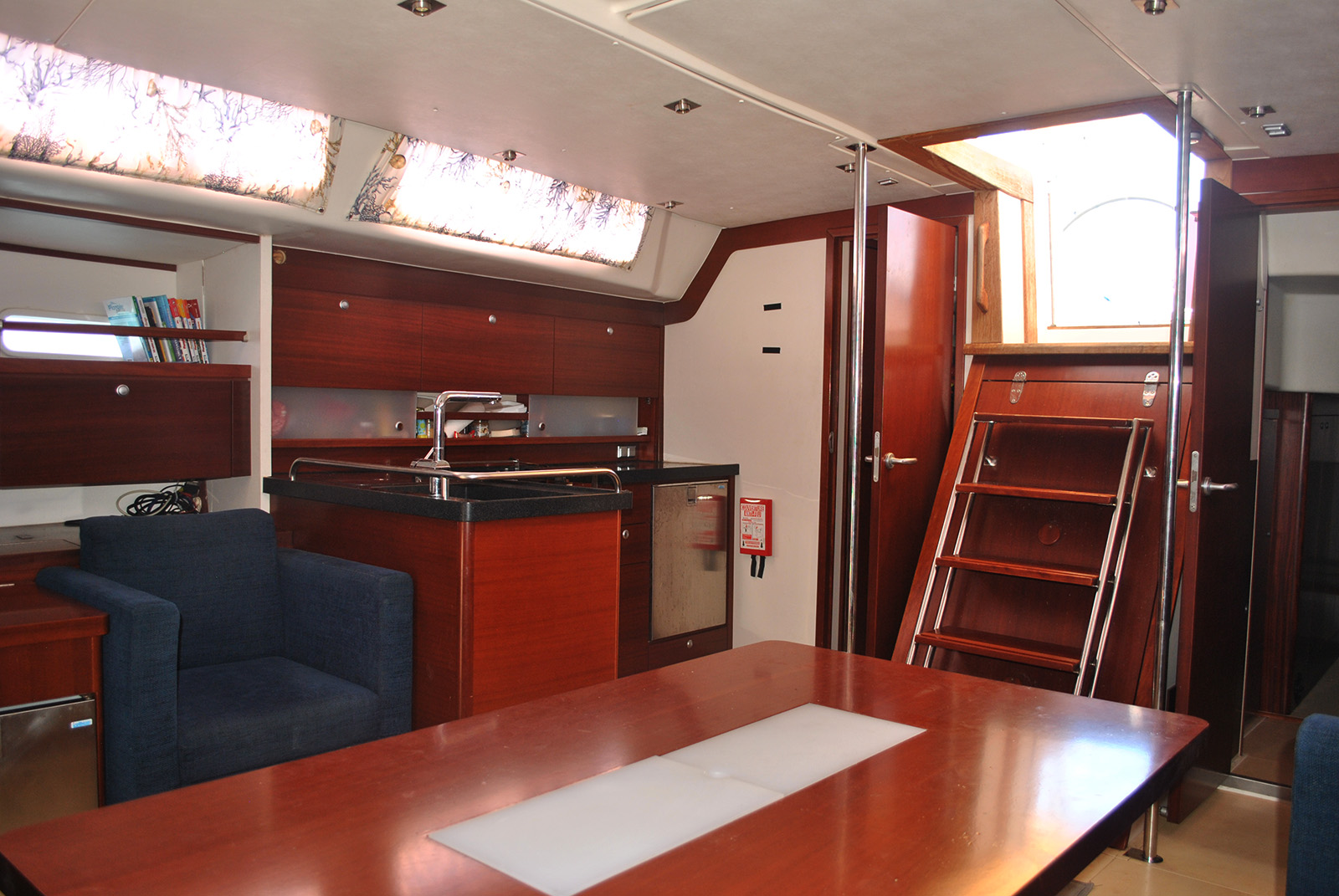 фото Hanse 540e 7