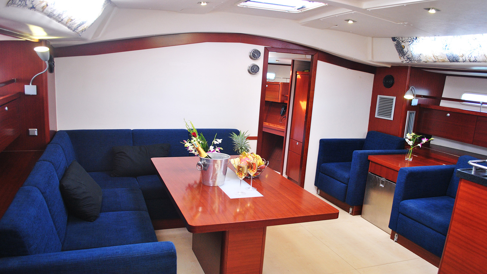 фото Hanse 540e 27