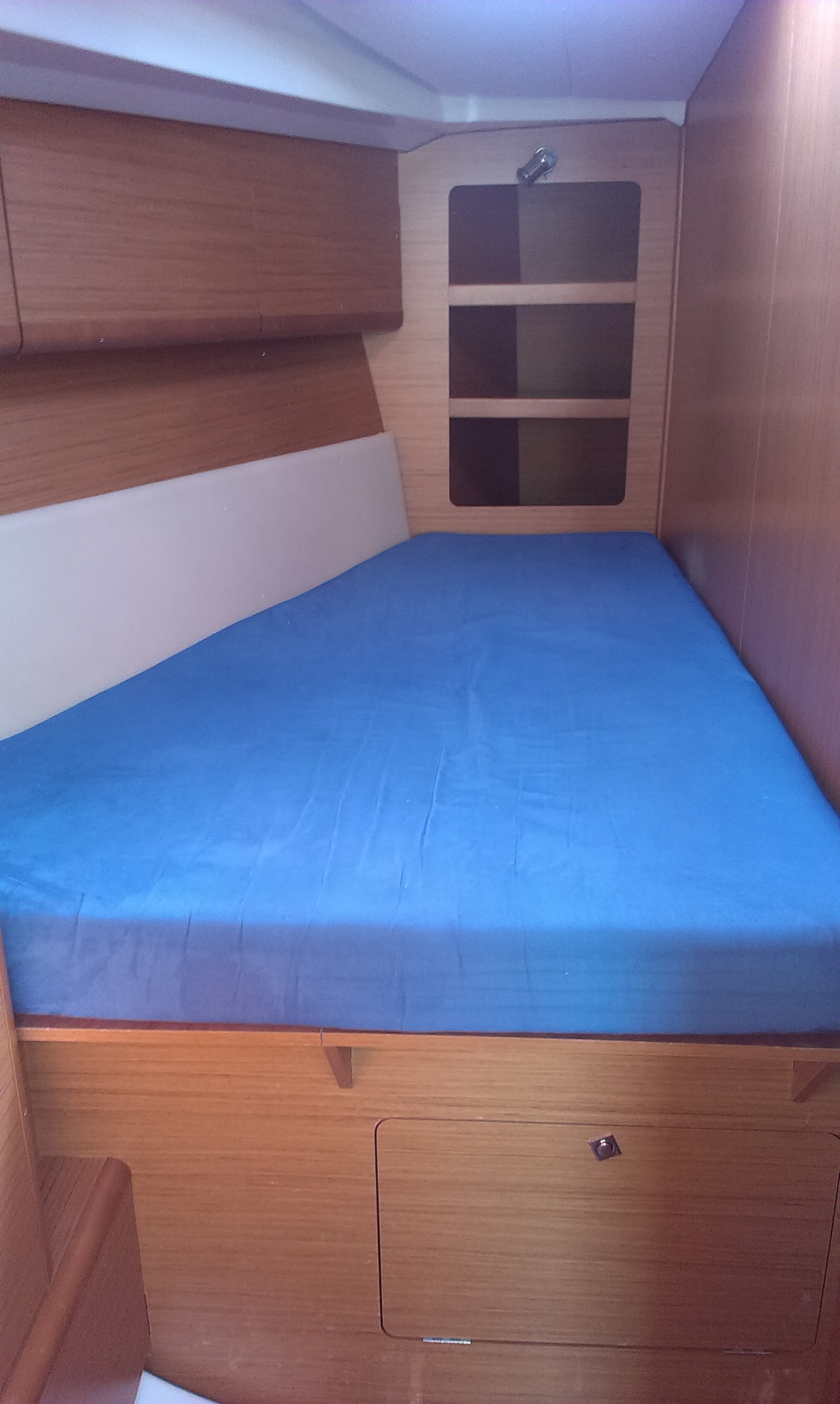 фото Sun Odyssey 44 i 3
