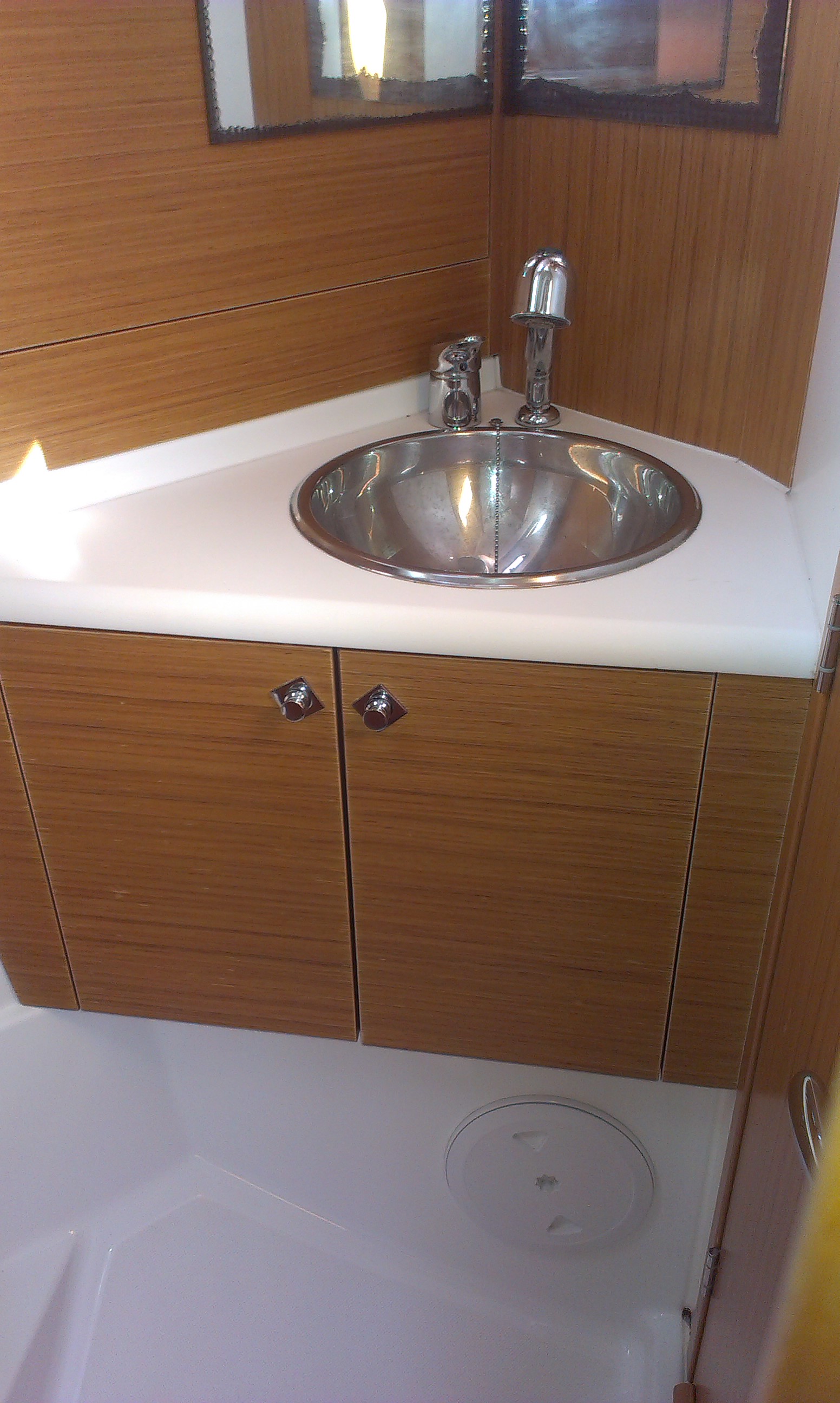 фото Sun Odyssey 44 i 9