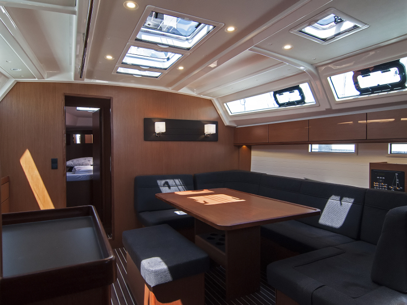 foto Bavaria Cruiser 46 18