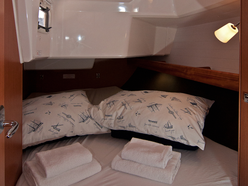 foto Bavaria Cruiser 37 1