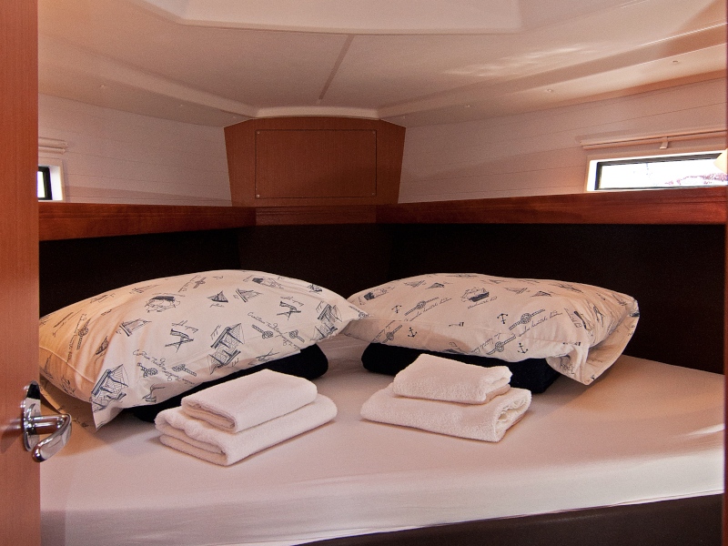 foto Bavaria Cruiser 37 3