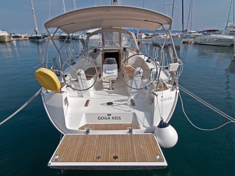 foto Bavaria Cruiser 37 6