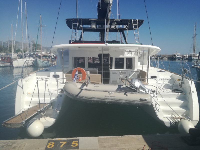 foto Lagoon 450  Flybridge 1
