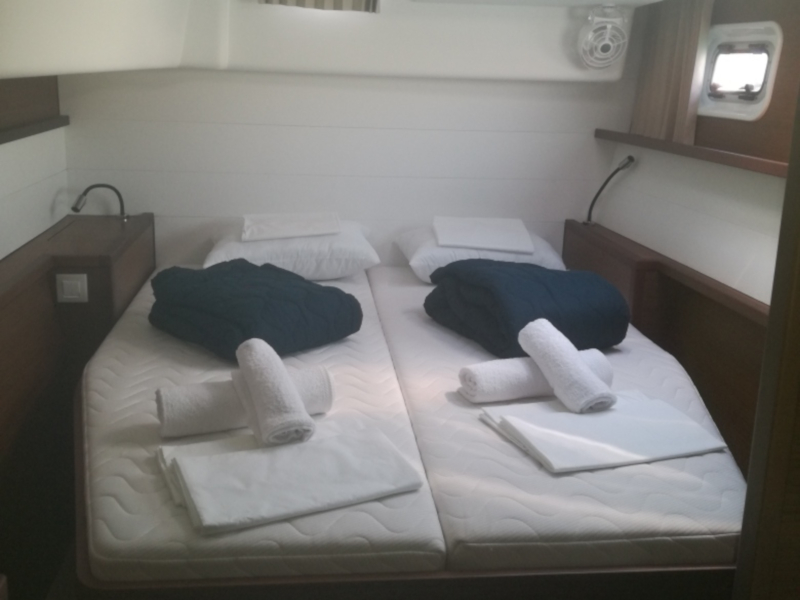 foto Lagoon 450  Flybridge 16