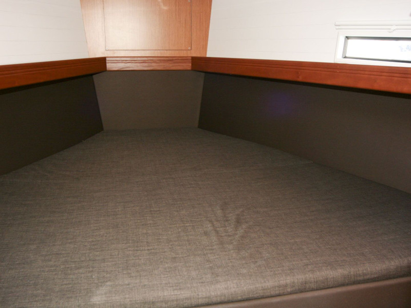 фото Bavaria Cruiser 37 8