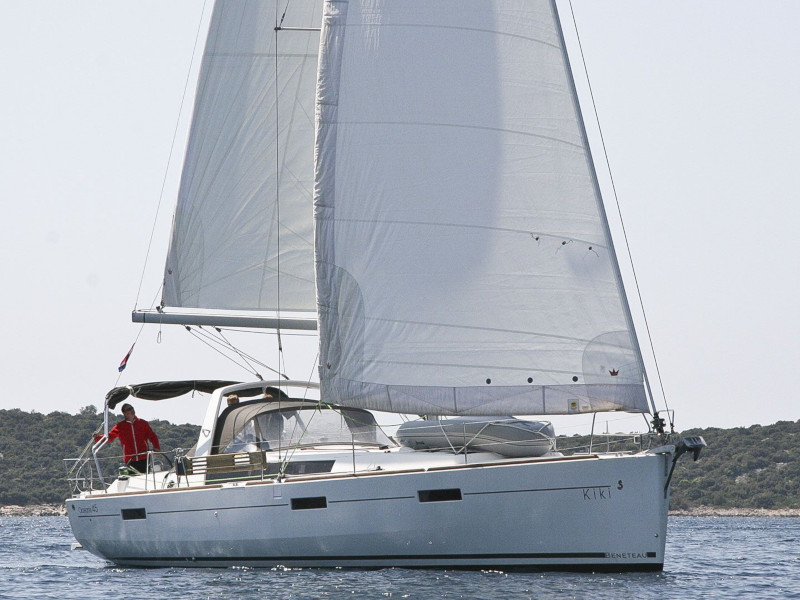 фото Oceanis 45 6