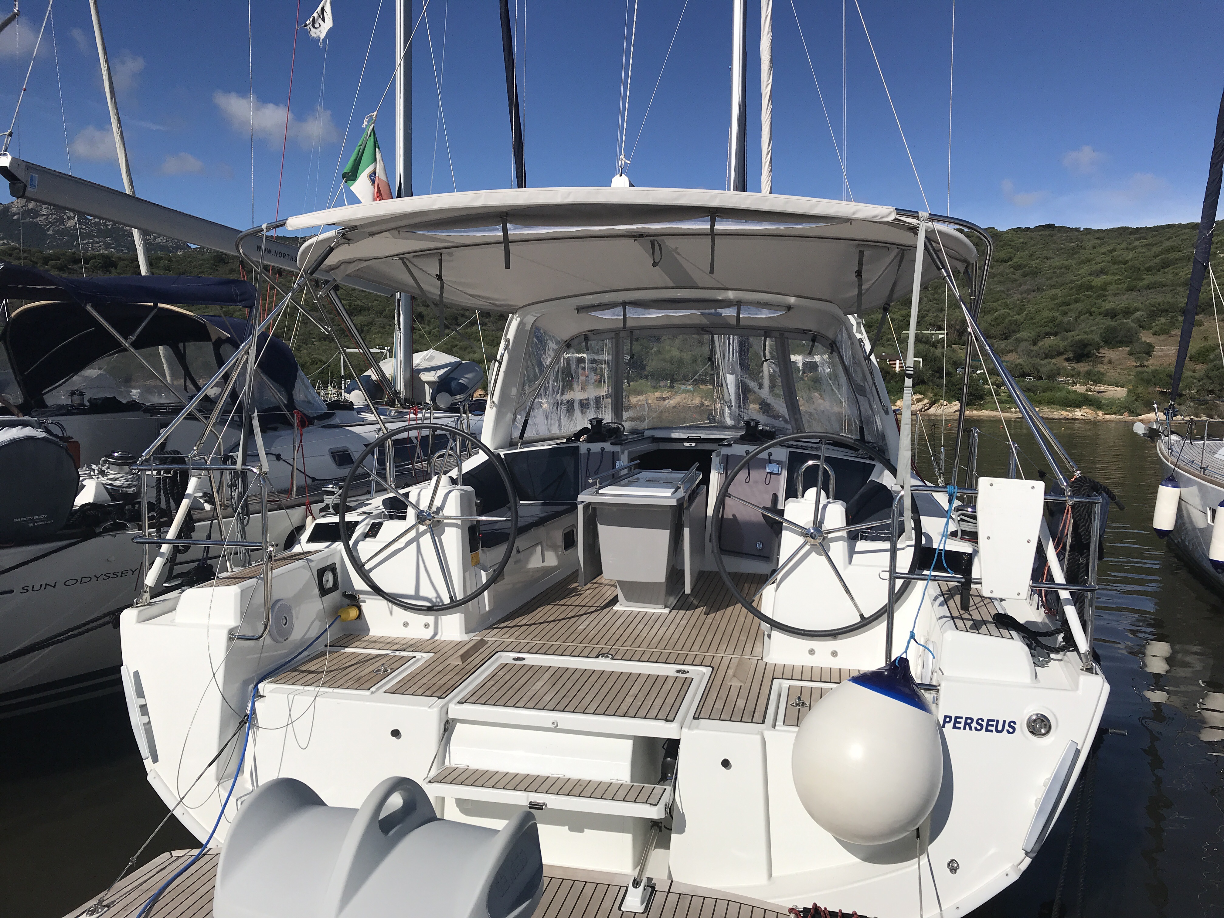 фото Oceanis 41.1 4