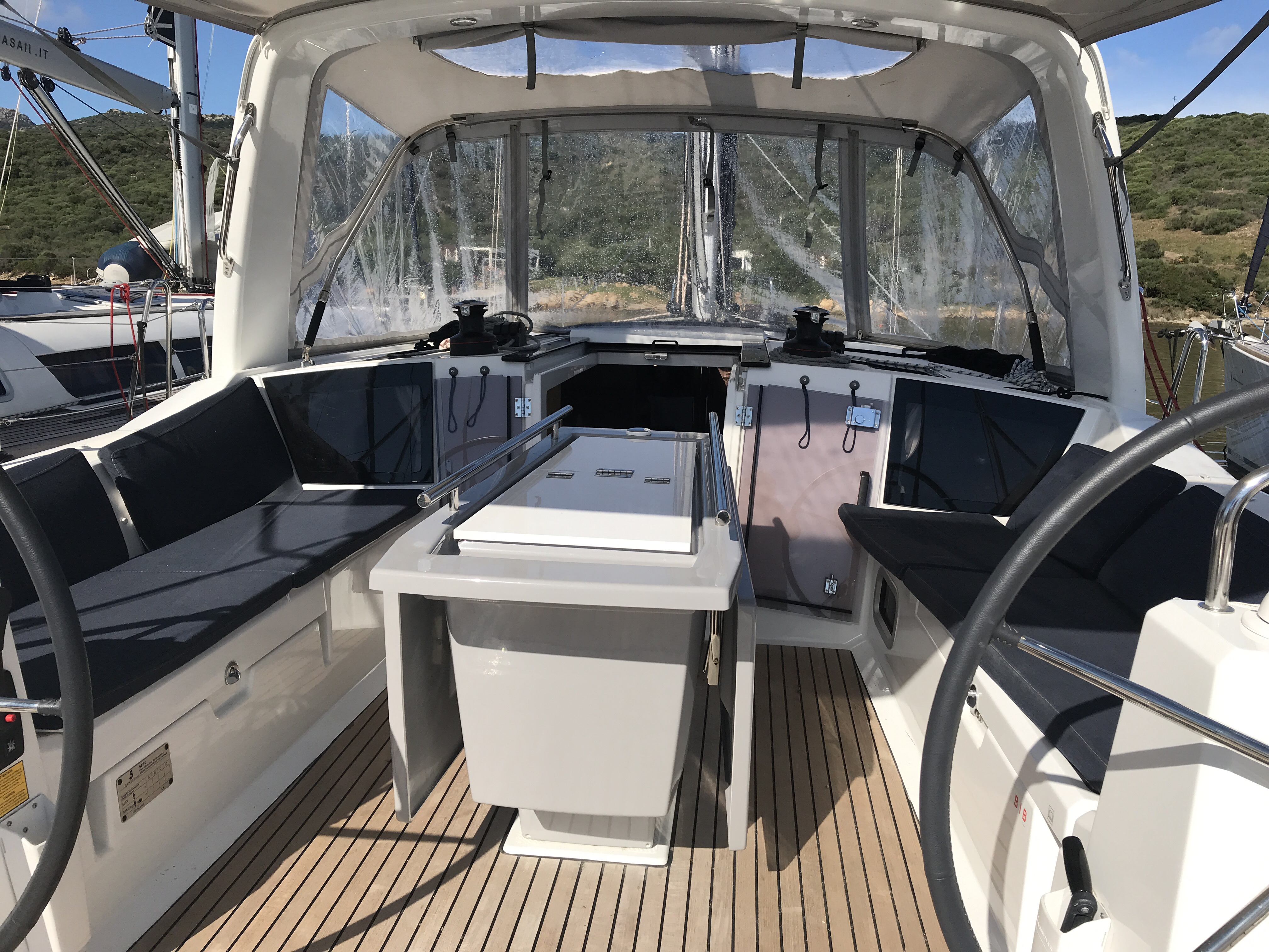 фото Oceanis 41.1 5